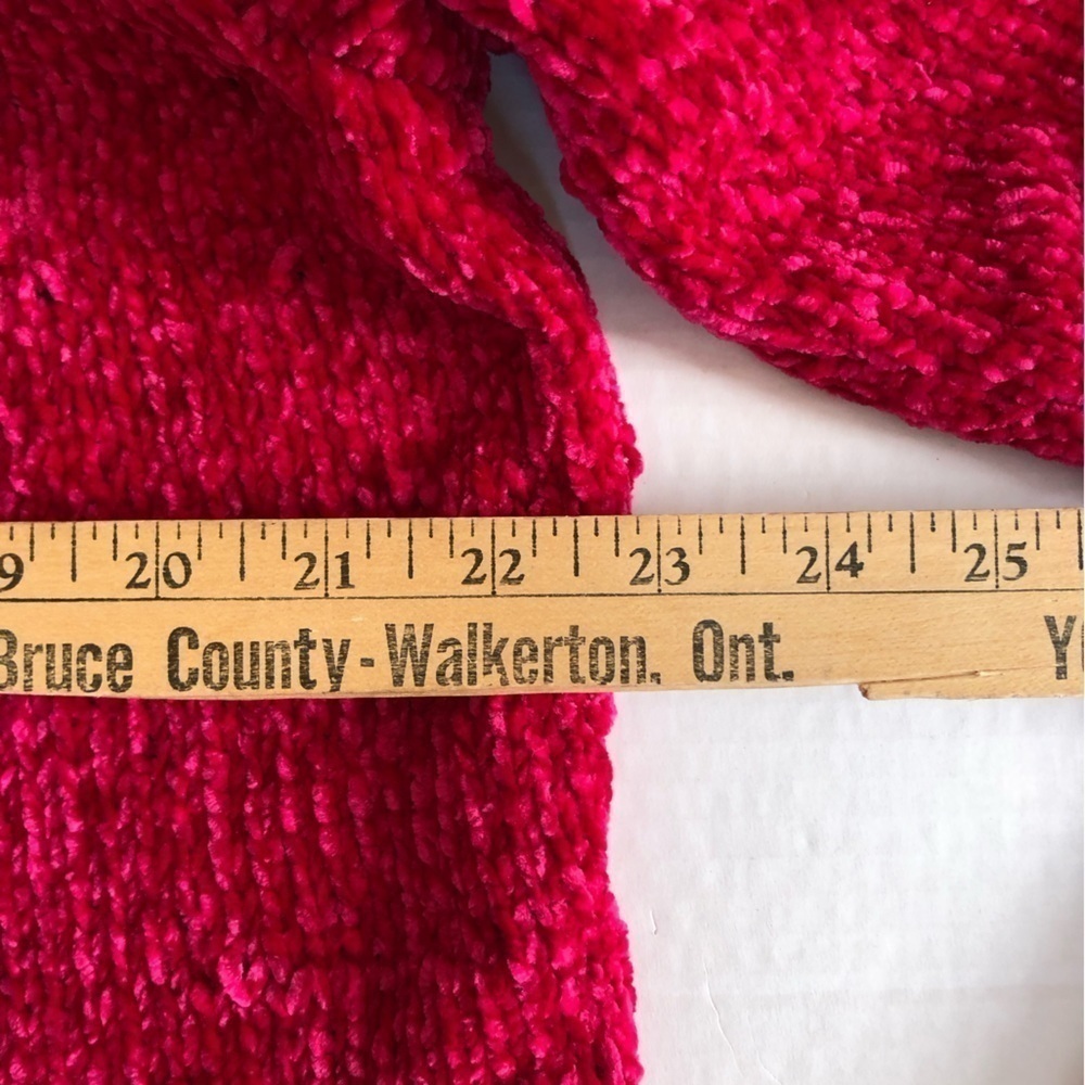 Super Soft Chenille Pullover - Picture 9 of 10
